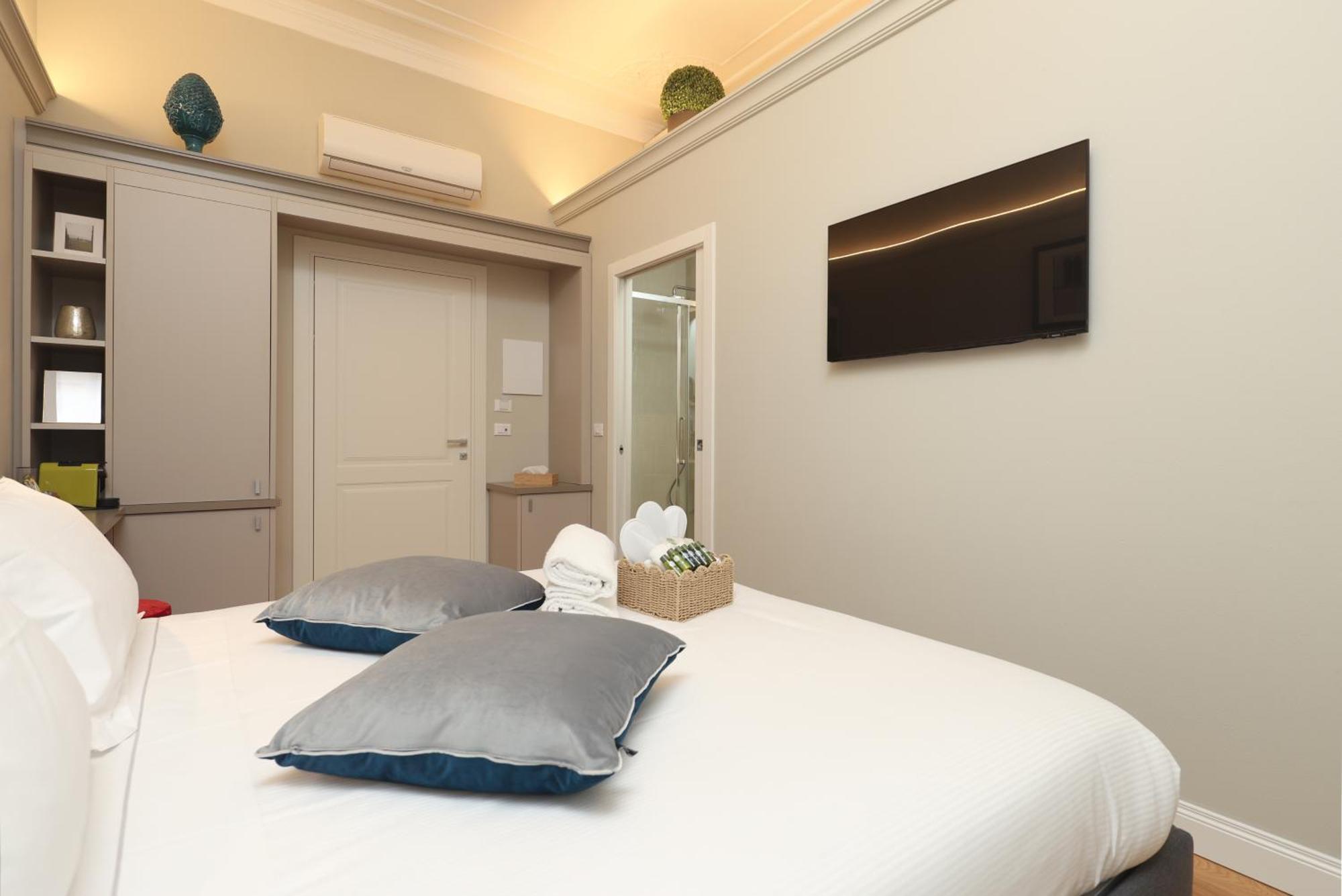 N7 Rooms Флоренція Екстер'єр фото