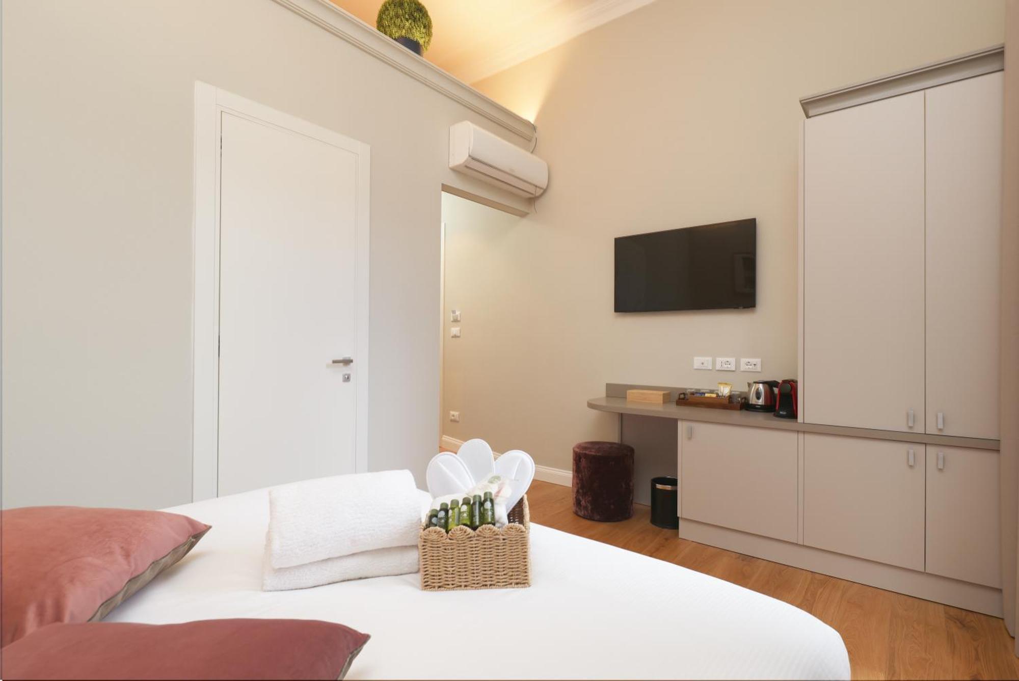 N7 Rooms Флоренція Екстер'єр фото