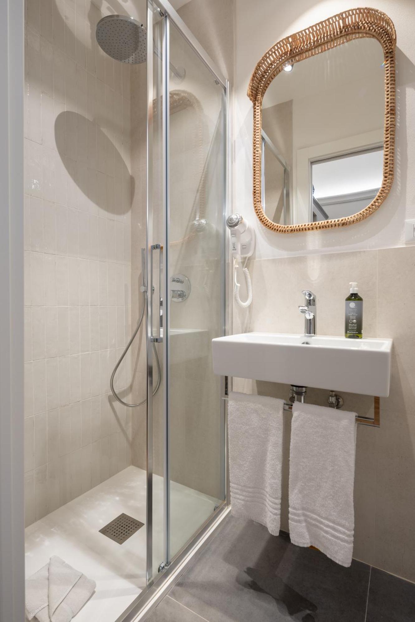 N7 Rooms Флоренція Номер фото
